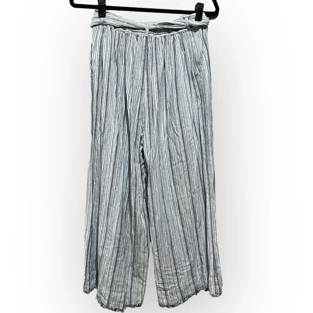 Cloth & Stone NWOT Striped Tie Waist Frayed Hem Wide Leg Crops sz M